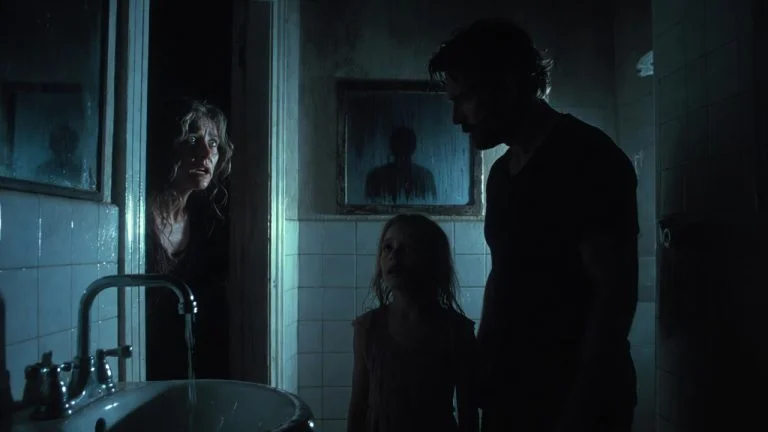 The Mother Opened the Bathroom Door… and Froze