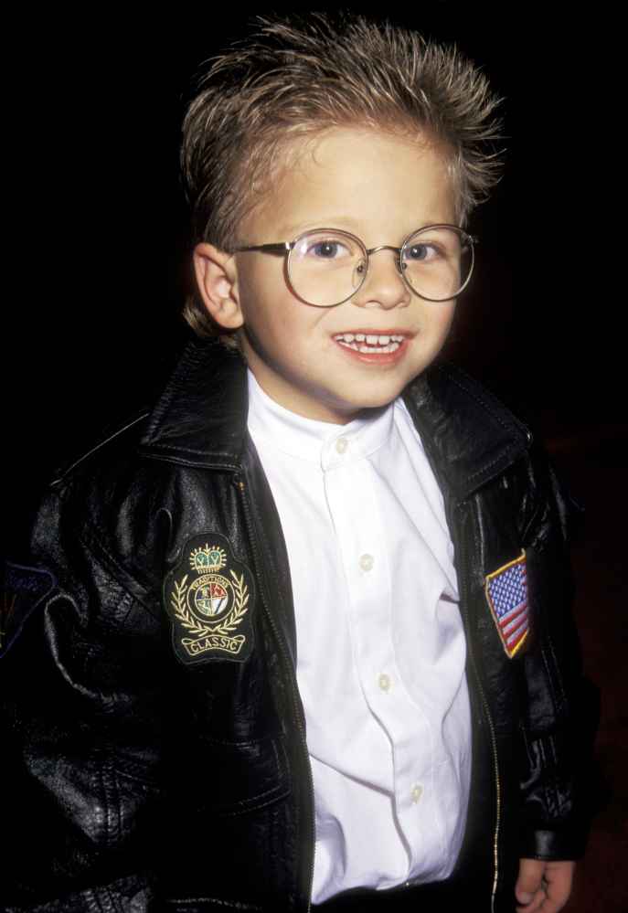 Former Child Star Jonathan Lipnicki Sports Long Hair and Relocates to ...